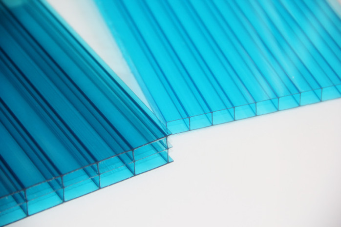 建材行业蓬勃发展中的阳光板定位