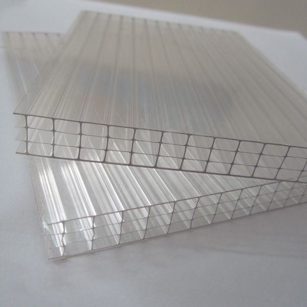 四层阳光板和双层阳光板在厚度和成本上的区别