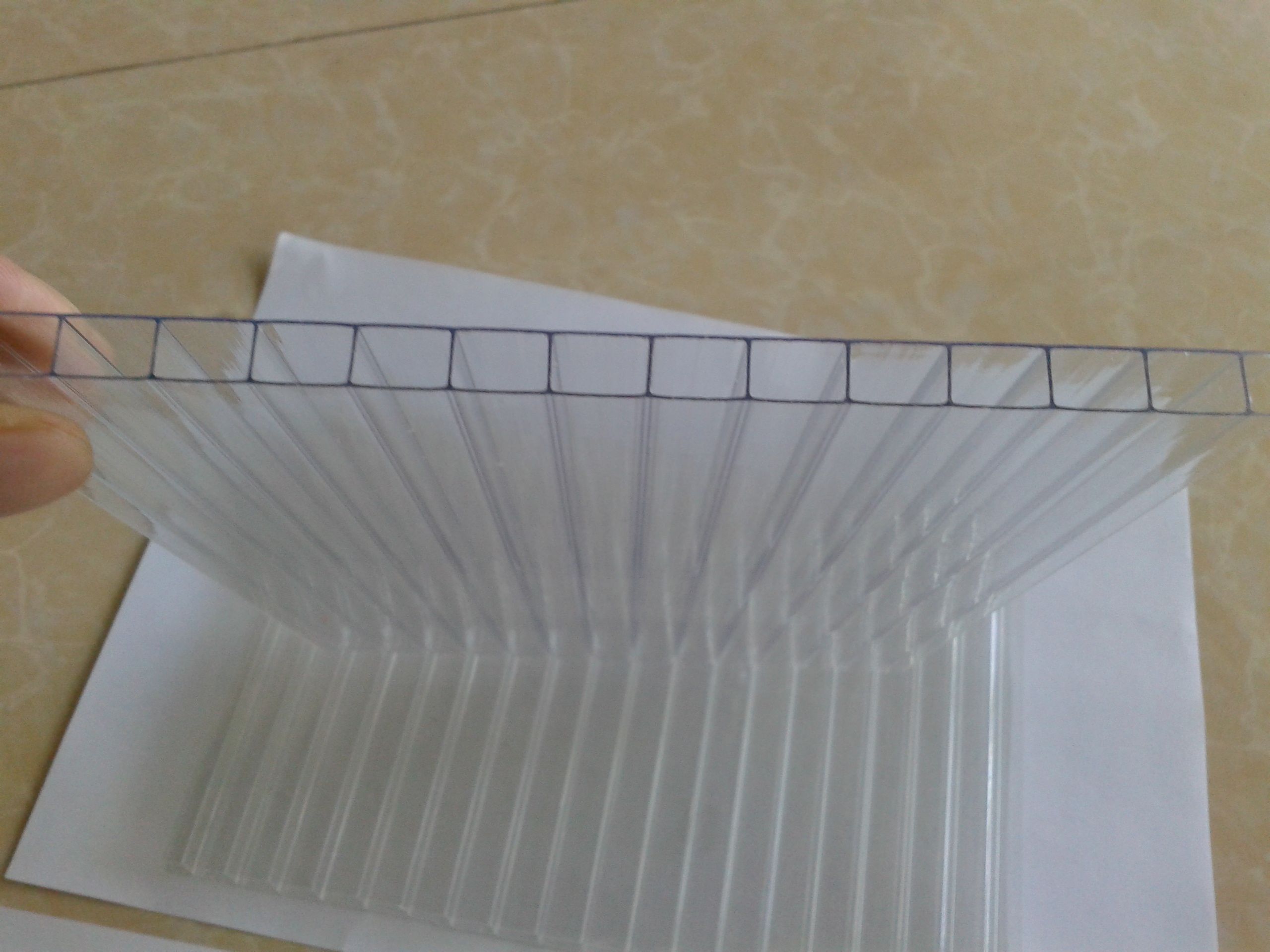 生活中PC阳光板表现哪些优势-阳光板厂家